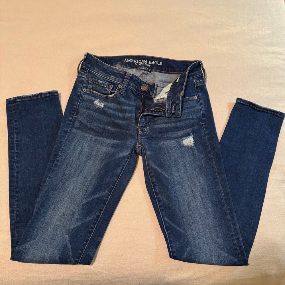 AMERICAN EAGLE Skinny Super Stretch X Blue Denim Jeans size 2